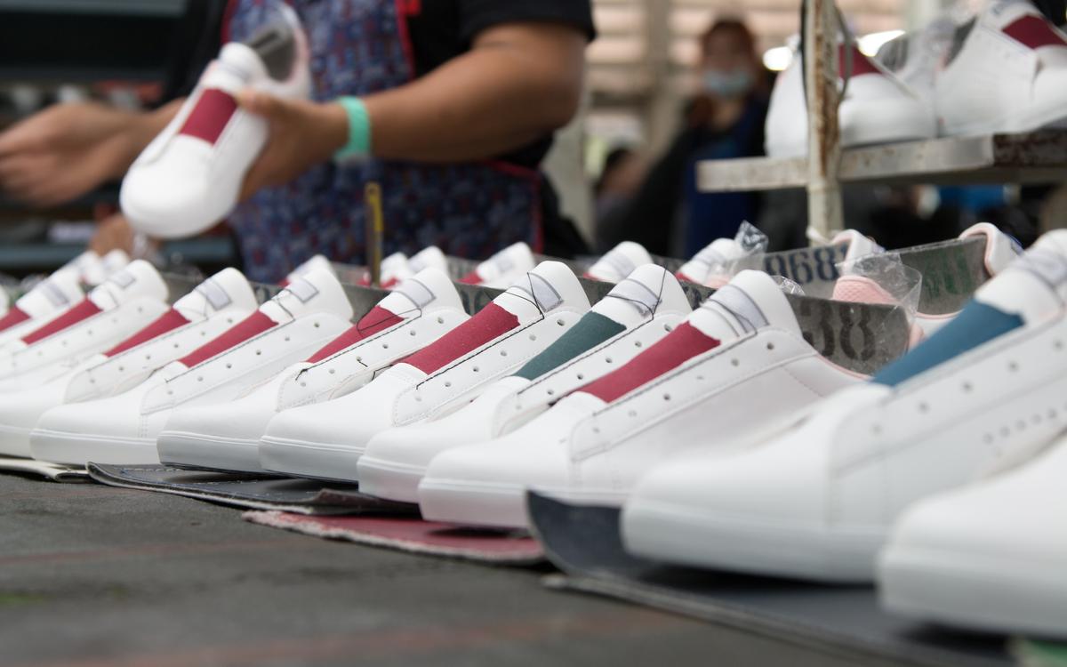 Shoes in factory – quality control for manufacturing shoes
