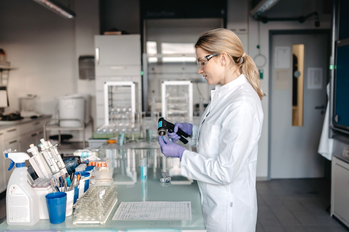 Polycyclic Aromatic Hydrocarbons (PAH) Testing in Textiles: Importance and Key Requirements