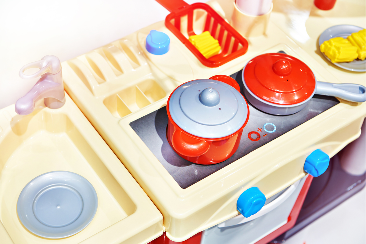 Lead in Toys: Regulations Governing Lead in Children's Products